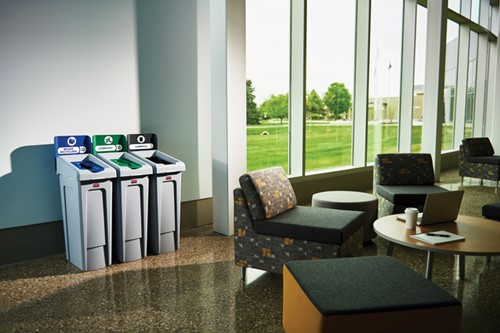 Deksel Rubbermaid Slim Jim Recyclestation inwerpopening voor gemengde recycling groen-2