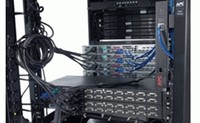 APC 16 Port Multi-Platform Analog KVM KVM-switch Rack-montage Zwart-2